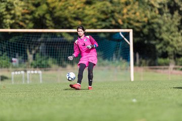 Bild 30 - wBJ VfL Pinneberg - Rissen : Ergebnis: 8:0